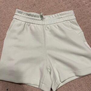 Light green Softreme HR shorts